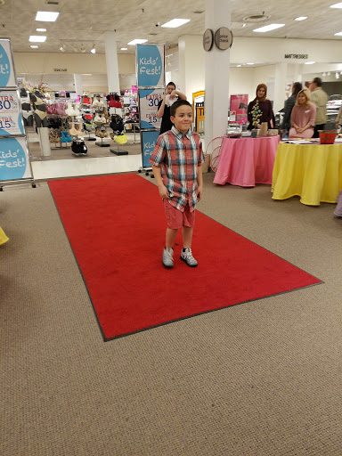 Shopping Mall «Colonial Park Mall», reviews and photos, 4600 Jonestown Rd, Harrisburg, PA 17109, USA