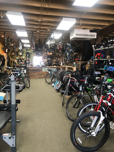Sporting Goods Store «Superior Seconds Gear Exchange», reviews and photos, 96 Front St S, Issaquah, WA 98027, USA