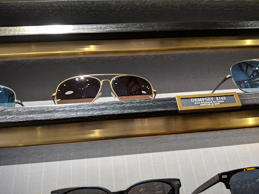 Optician «Warby Parker», reviews and photos, 307 Nichols Rd, Kansas City, MO 64112, USA