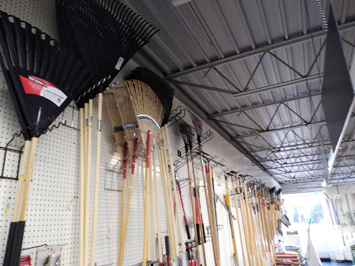 Paint Store «CLIFF HARDWARE», reviews and photos, 11115 Reading Rd, Sharonville, OH 45241, USA