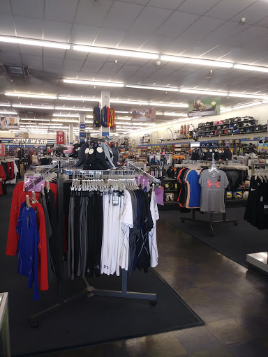 Sporting Goods Store «Big 5 Sporting Goods - El Paso», reviews and photos, 9813 Dyer St #500, El Paso, TX 79924, USA