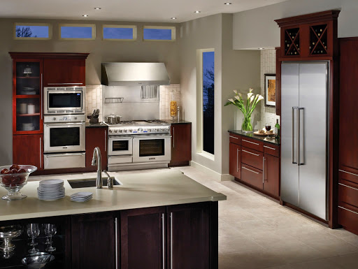 Universal Appliance and Kitchen Center image