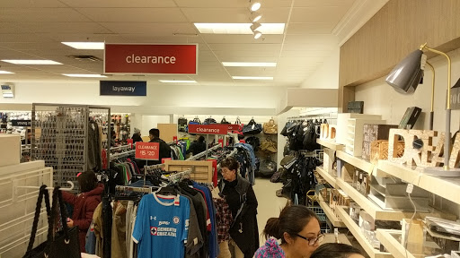 Department Store «Marshalls & HomeGoods», reviews and photos, 701 NJ-440, Jersey City, NJ 07304, USA