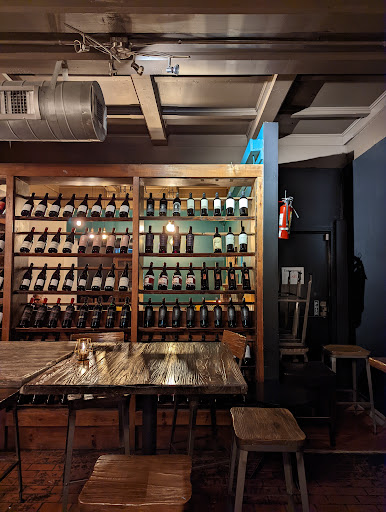 Wine Bar «District Wine», reviews and photos, 144 Linden Ave, Long Beach, CA 90802, USA