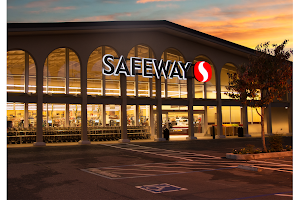 Safeway image