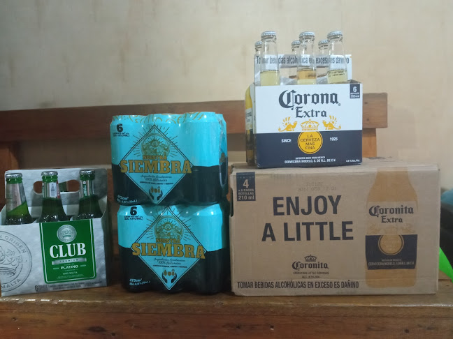 Vega Davila, y, Santa Rosa, Ecuador
