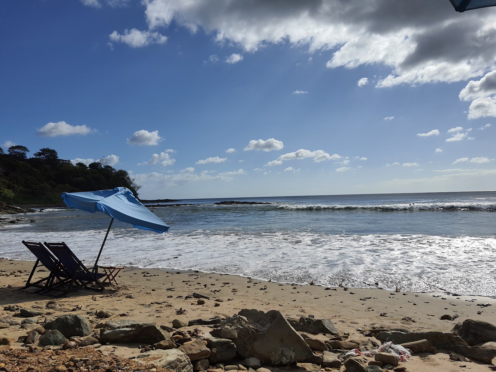 Valokuva Maderas Beachista. pinnalla turkoosi puhdas vesi:n kanssa