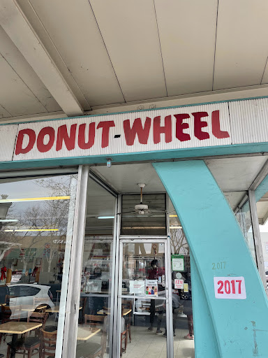 Donut Shop «Donut Wheel», reviews and photos, 2017 First St, Livermore, CA 94550, USA