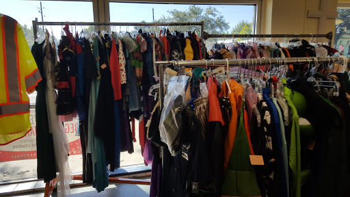 Used Clothing Store «T.E.A.M. Resale Shop», reviews and photos, 300 W Main St, Tomball, TX 77375, USA