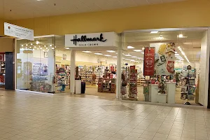 Dee's Hallmark Shop image