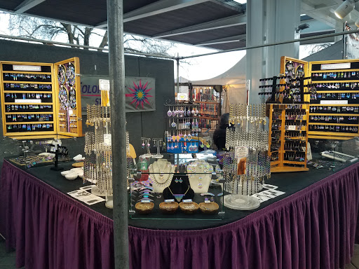 Market «Portland Saturday Market», reviews and photos, 2 SW Naito Pkwy, Portland, OR 97204, USA