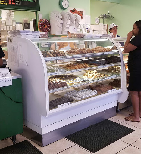 Donut Shop «Donut Shoppe», reviews and photos, 1535 University Blvd N, Jacksonville, FL 32211, USA