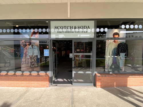 Magasin de vêtements Scotch & Soda Troyes