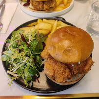 Sandwich au poulet du Restaurant Maison Jenny à Paris - n°9