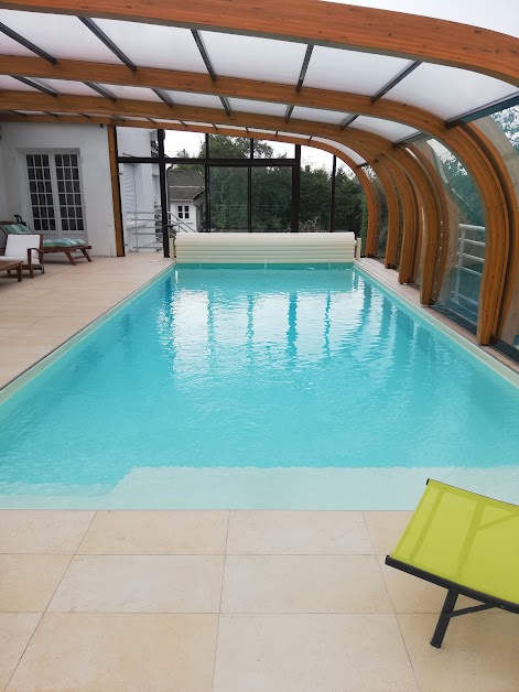 Gite grande capacité Villa Lormonie GUERET (CREUSE LIMOUSIN) 14/15 personnes - piscine privée couverte chauffée à Guéret (Creuse 23)
