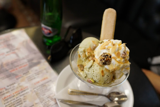 Cafe La Torta - Cukrárna Zlatá konvice - Praha