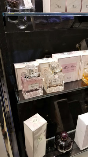 Department Store «Nordstrom Westfarms», reviews and photos, 600 W Farms Mall, Farmington, CT 06032, USA