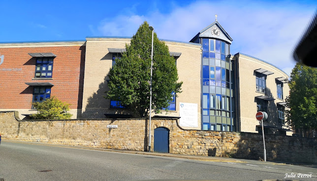 Reviews of Lincoln Minster Senior School in Lincoln - School