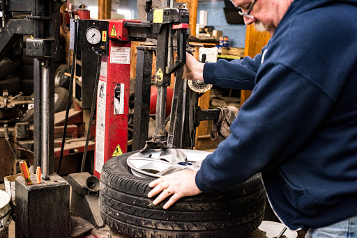 Auto Repair Shop «Colledge Tire & Automotive», reviews and photos, 735 W Cypress St, Kennett Square, PA 19348, USA