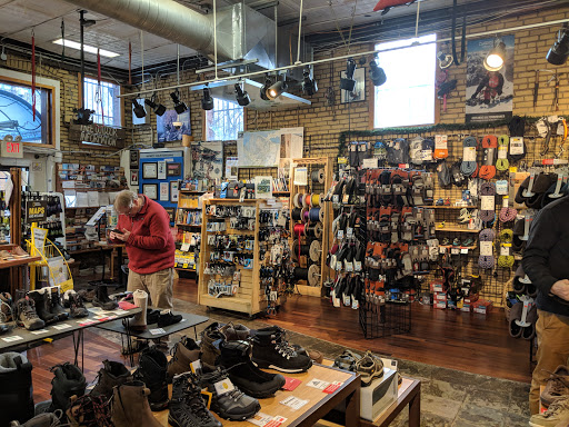 Sporting Goods Store «Midwest Mountaineering», reviews and photos, 309 Cedar Ave S, Minneapolis, MN 55454, USA