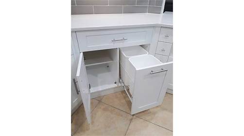 Cabinet Store «V & C Custom Cabinets», reviews and photos, 20861 Johnson St, Pembroke Pines, FL 33029, USA