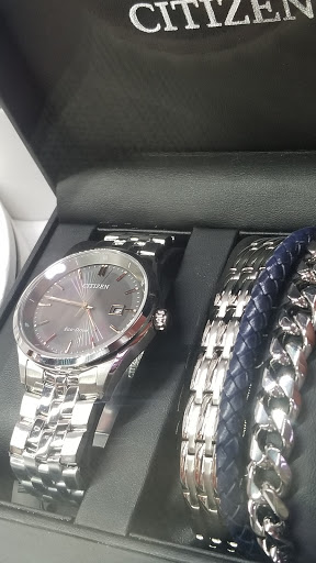 Jeweler «Fred Meyer Jewelers», reviews and photos, 3340 Mall Loop Dr #1278, Joliet, IL 60435, USA