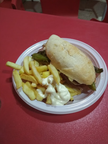 Información y opiniones sobre Burger lora de Isla Cristina