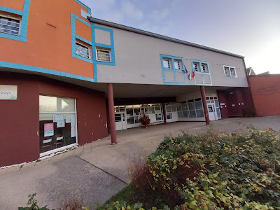Groupe Scolaire les Tremblays à Jouy-le-Moutier