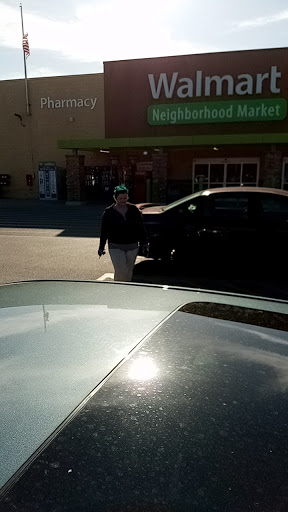 Supermarket «Walmart Neighborhood Market», reviews and photos, 444 W Grand St, Springfield, MO 65807, USA