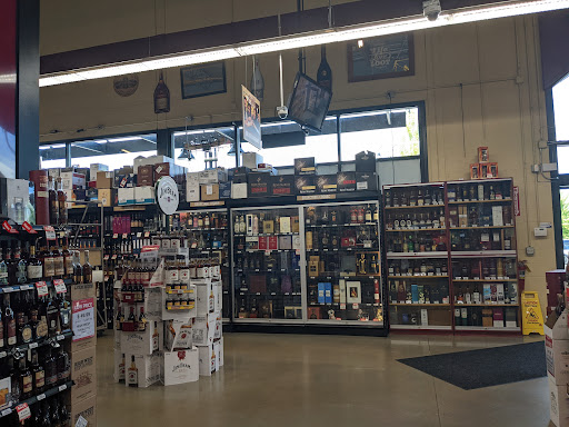 Liquor Store «Liquor Barn», reviews and photos, 287 E Dundee Rd, Wheeling, IL 60090, USA