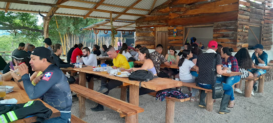 Restaurante Brisas del Lucia - Una cuadra abajo de la alcaldia (preguntar por patediablo, Centro, Mesetas, Meta, Colombia