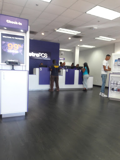 MetroPCS Corporate Store, 4410 Century Blvd, Pittsburg, CA 94565, USA, 
