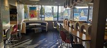Atmosphère du Restaurant de hamburgers McDonald's à Halluin - n°2