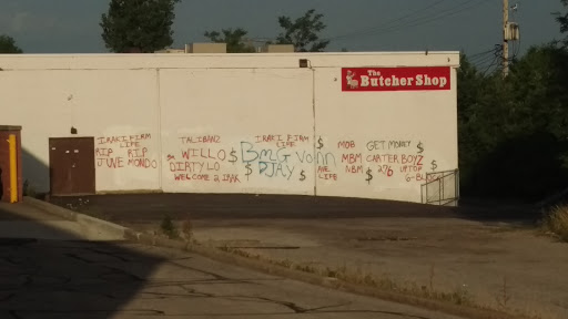 Grocery Store «Save-A-Lot», reviews and photos, 27591 Euclid Ave, Euclid, OH 44132, USA