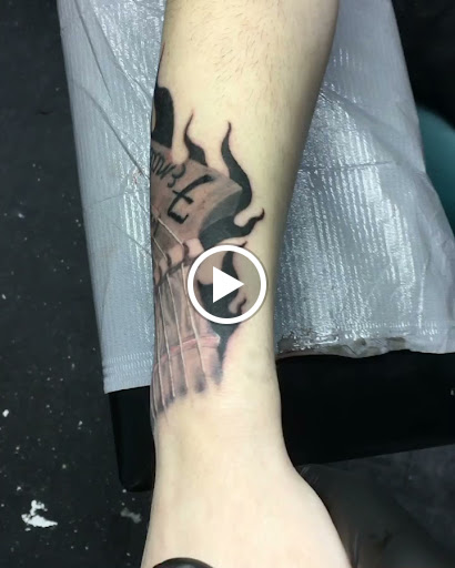 Explore fineline tattoo ideas, creative tattoo ideas in Monticello, available at 850 Tattoo Co.