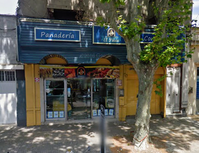 Panadería y Confitería El Piñón - Montevideo