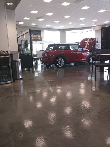 Car Dealer «MINI of Ontario», reviews and photos, 1251 Auto Center Dr, Ontario, CA 91761, USA