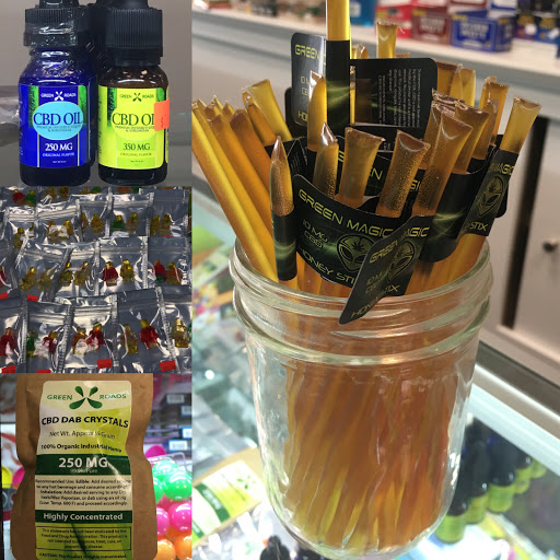 Tobacco Shop «201 Smoke Shop», reviews and photos, 90 W Palisade Ave, Englewood, NJ 07631, USA