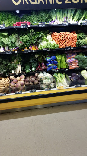 Grocery Store «Whole Foods Market», reviews and photos, 808 Massachusetts Ave, Arlington, MA 02476, USA