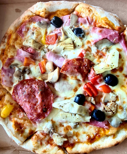 Kommentare und Rezensionen über Pizza Plausch