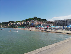 Spiaggia San Vito Marina'in fotoğrafı geniş bir kıyı şeridi ile birlikte