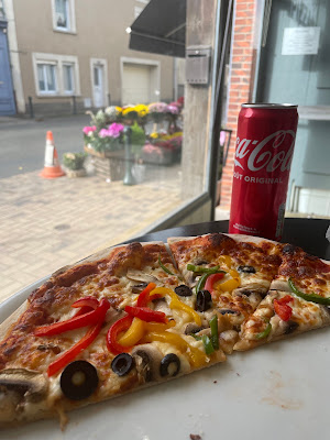 BAZOUGES PIZZA à Château-Gontier-sur-Mayenne