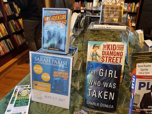 Book Store «Read Between the Lynes», reviews and photos, 111 E Van Buren St, Woodstock, IL 60098, USA