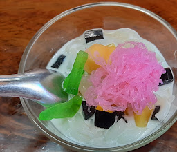 ร้าน ก๋วยเตี๋ยวเรือ 10 บาท photo