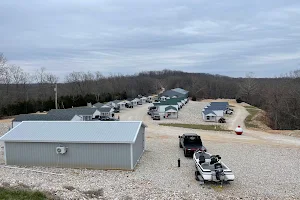 Sportsman Lodge & Cabins image