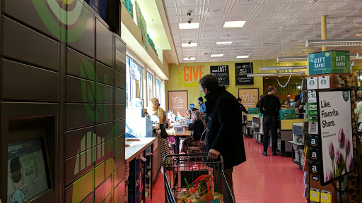 Grocery Store «Whole Foods Market», reviews and photos, 45 Beacon St, Somerville, MA 02143, USA