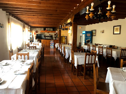 Restaurante Las Cubas - C. las Damas, 8, 40516 Fresno de Cantespino, Segovia, Spain