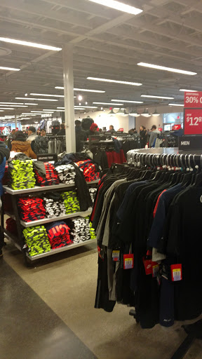 Clothing Store «Nike Factory Store», reviews and photos, 600 Bluebird Ct, Central Valley, NY 10917, USA