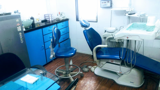 Dental & Implant Center