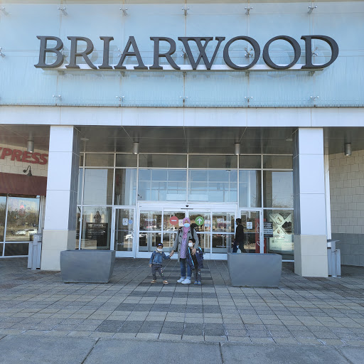 Shopping Mall «Briarwood Mall», reviews and photos, 100 Briarwood Cir, Ann Arbor, MI 48108, USA